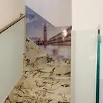 Modern 公寓